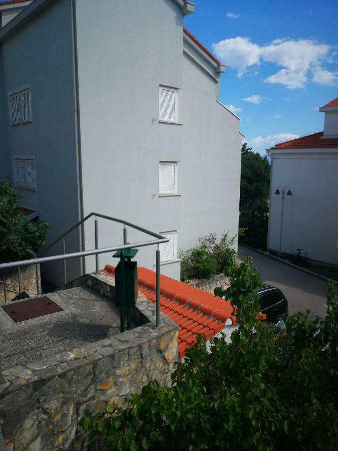 D&M Apartman 1 Selce Eksteriør billede