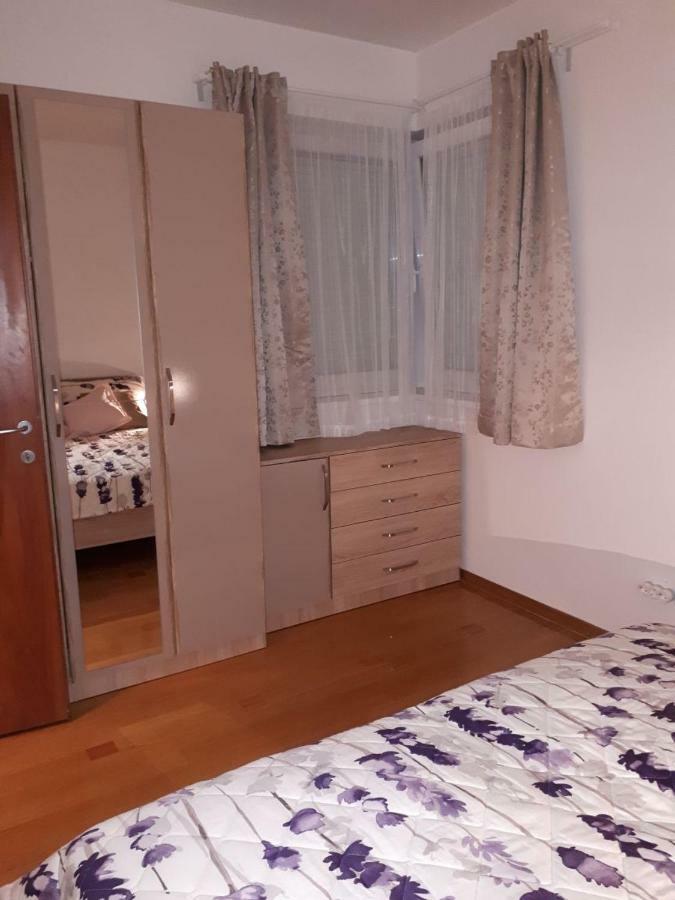 D&M Apartman 1 Selce Eksteriør billede