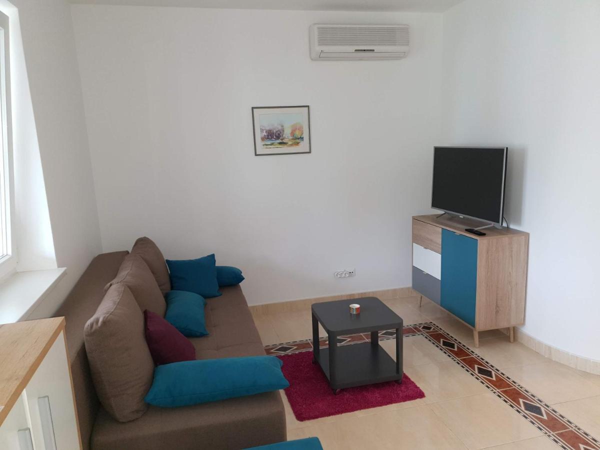 D&M Apartman 1 Selce Eksteriør billede